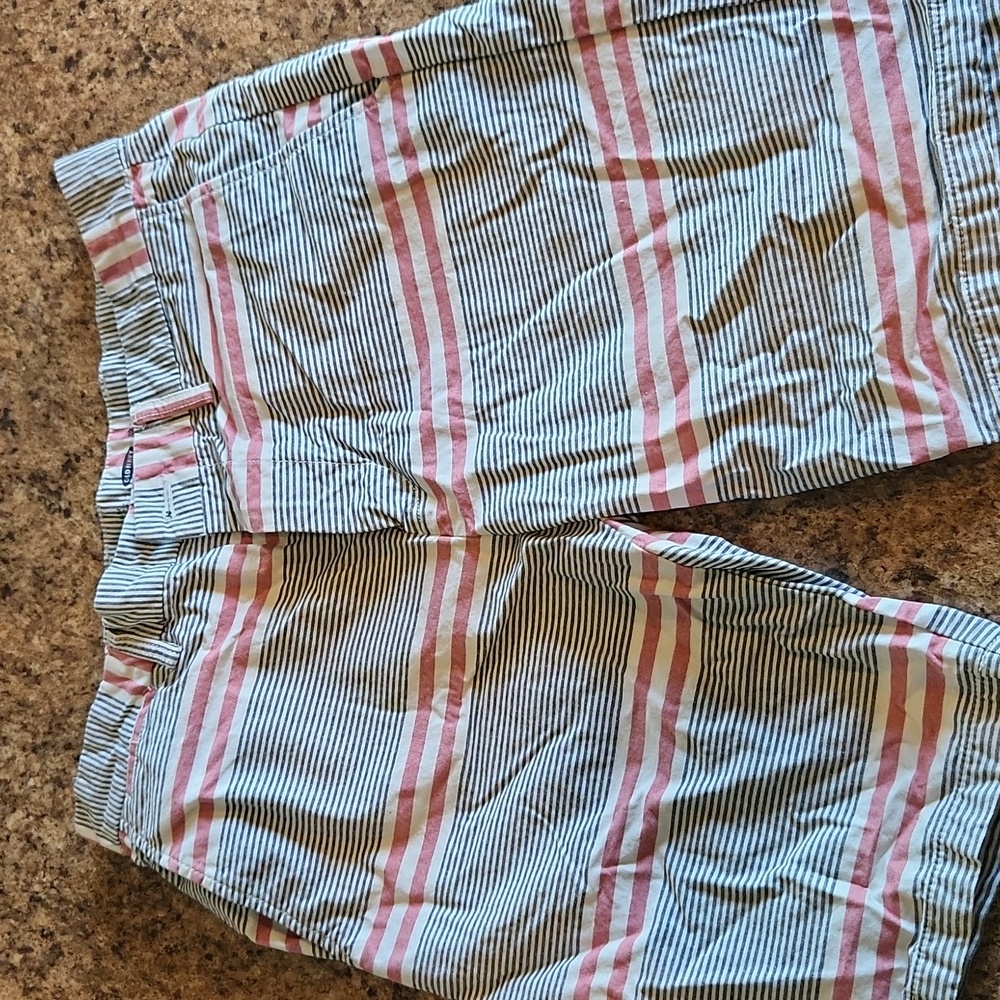 Old navy Striped shorts size 32